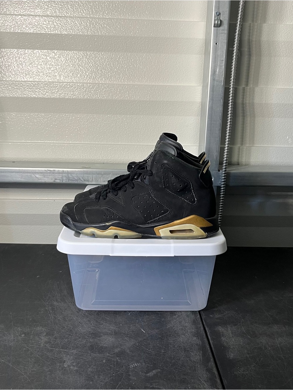 Size 7Y - Air Jordan 6 DMP